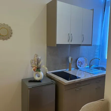 Osmani Hotel Maminas